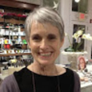 Meet your Posher, Leigh reynolds
